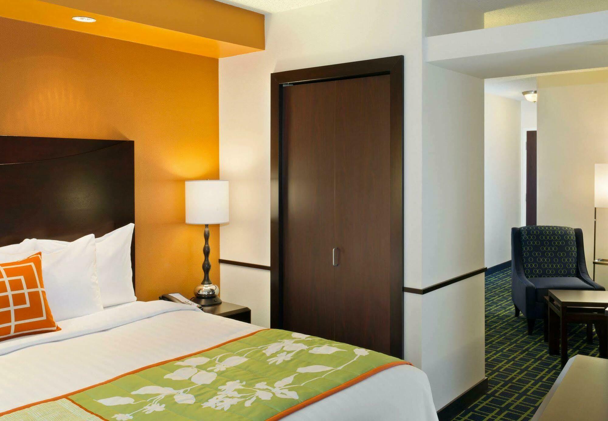 Fairfield By Marriott Tacoma Puyallup Phòng bức ảnh